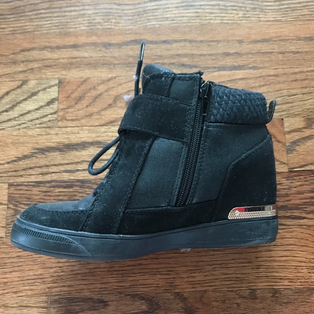 Call it Spring boot wedges💜 - Picture 4 of 7
